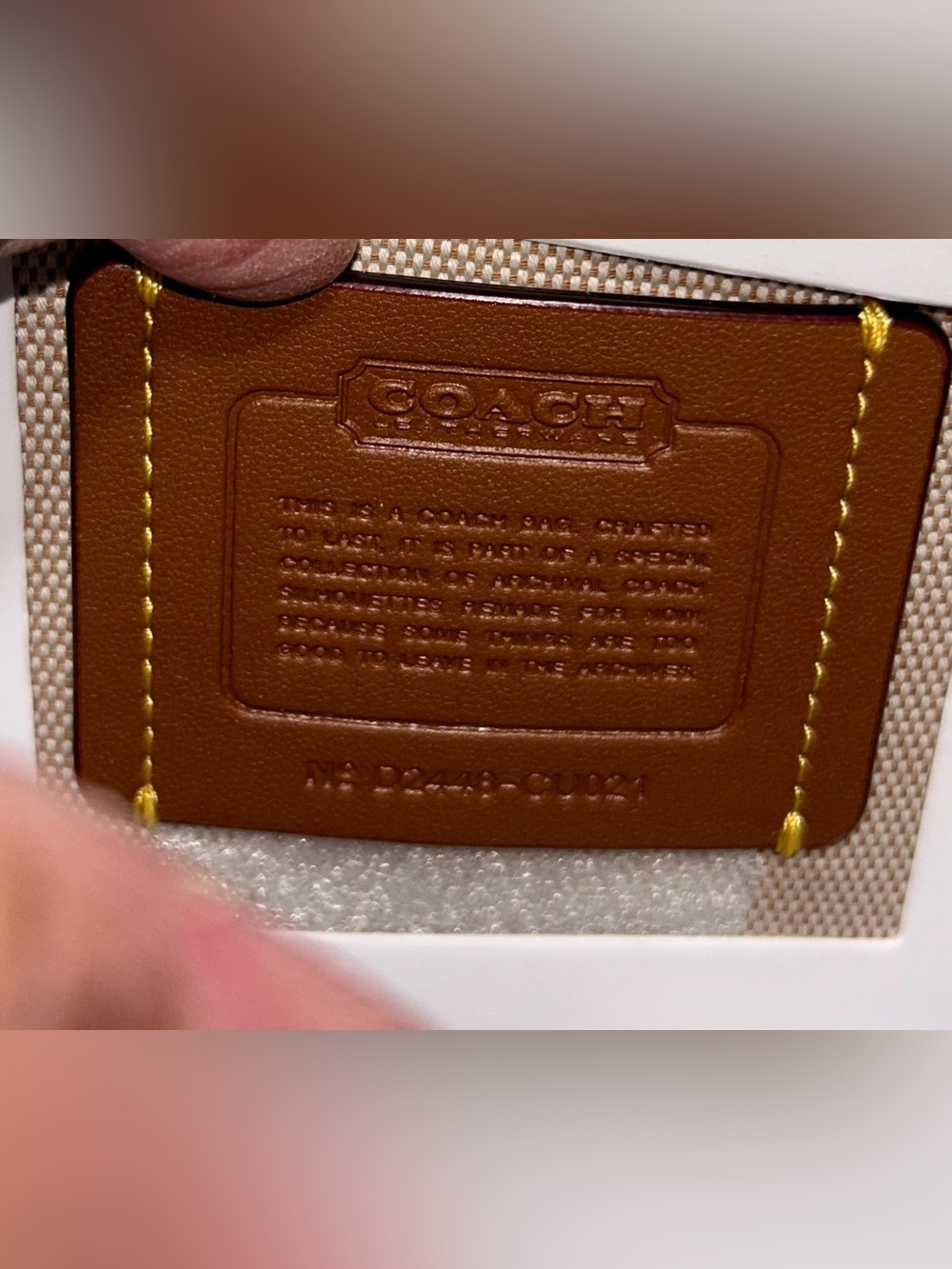 Coach Swinger Suede/Peanut - Picture 10 of 10